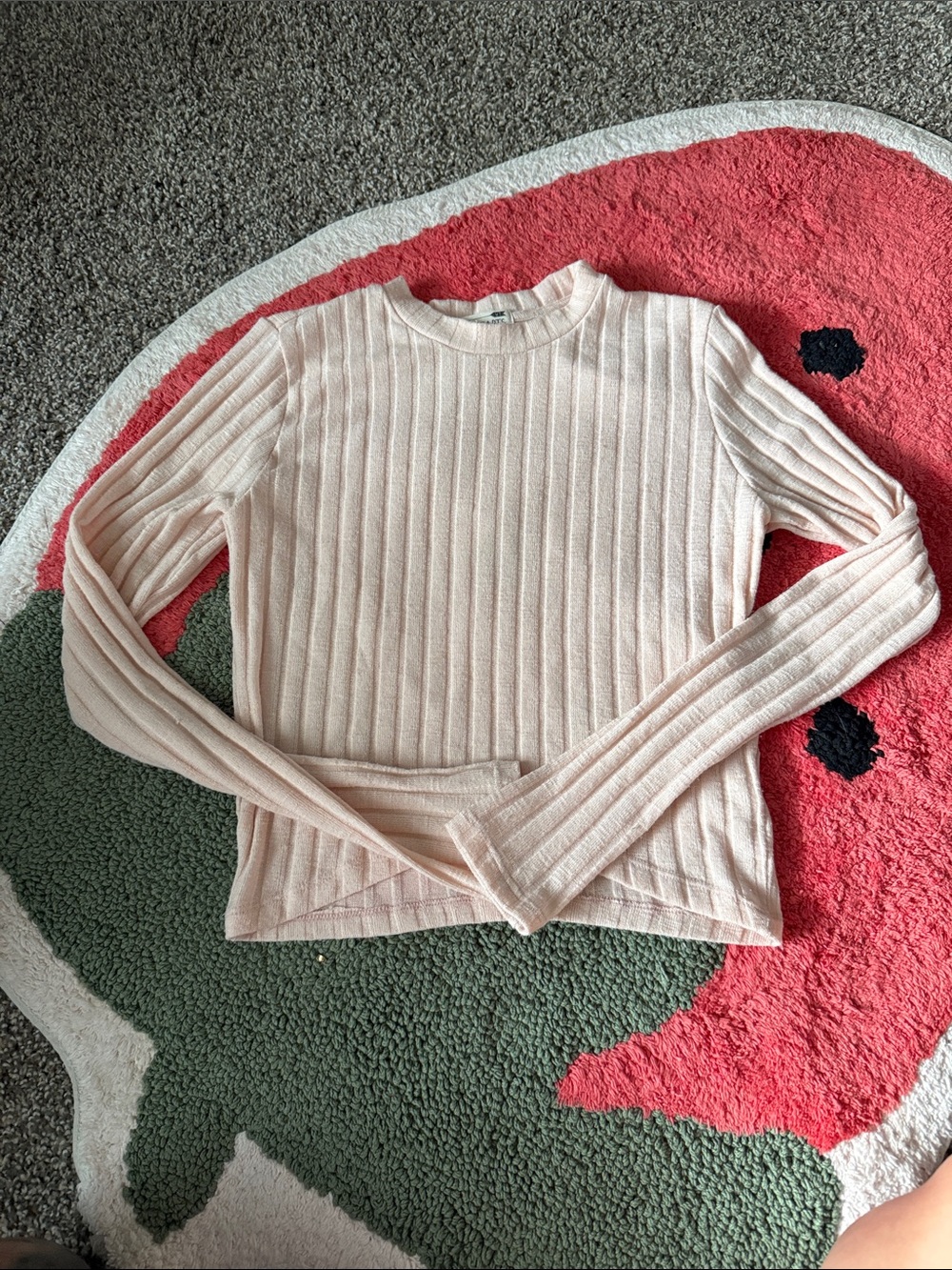 La Hearts Ribbed Long-Sleeve Crewneck Top - Pale Pink